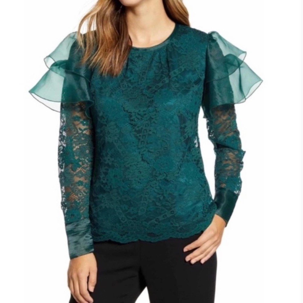 Rachel Parcell Lace Flutter Long Sleeve Bl…